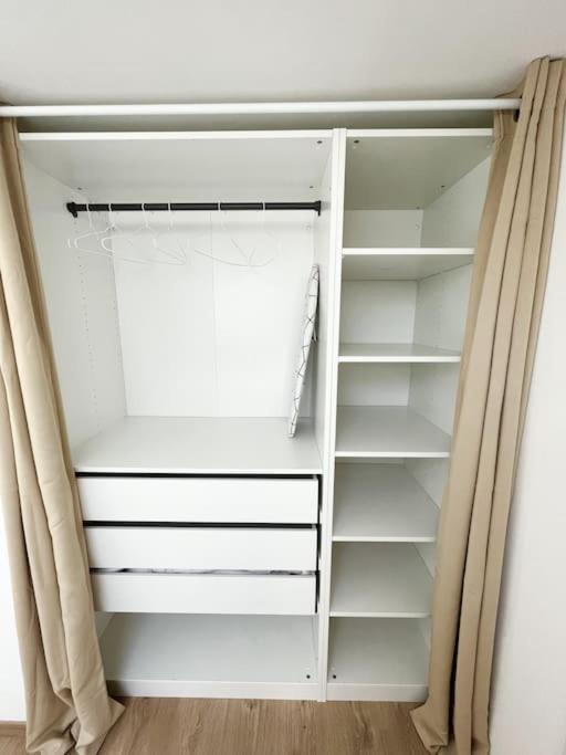Apartment Duplex Centre - 50m De La - Clim - Garage - Netflix *